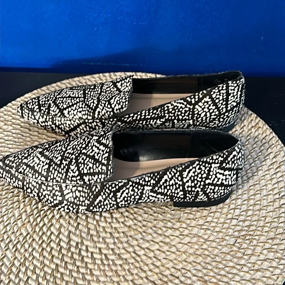 Women’s Bleecker & Bond Sonia Women's Pointed Toe Loafer Shoes Size 7.5